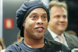 Ronaldinho falhou audiência em tribunal por fraude 